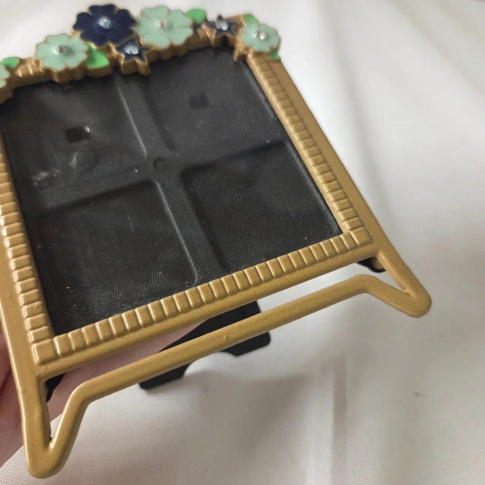 N/A vintage gold